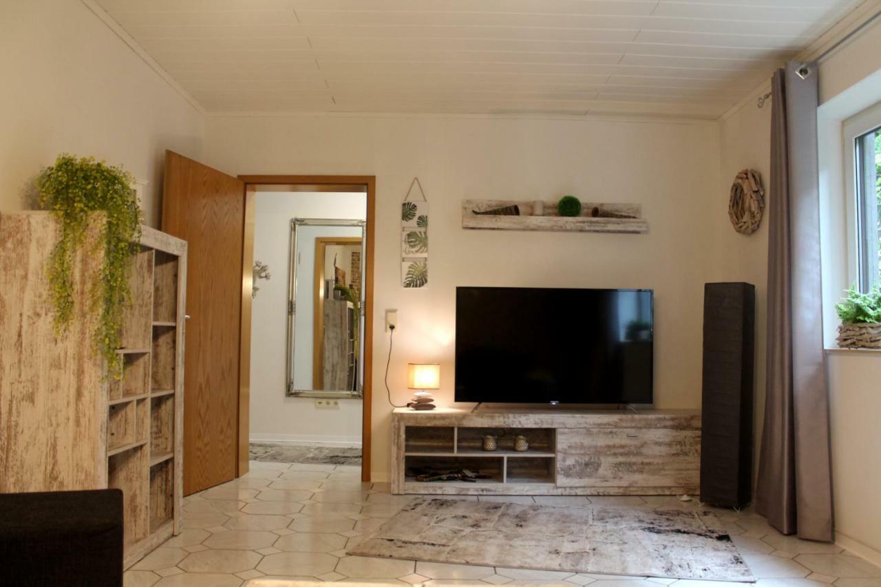 Ferienwohnung " Gecko 2 " Andernach Bagian luar foto
