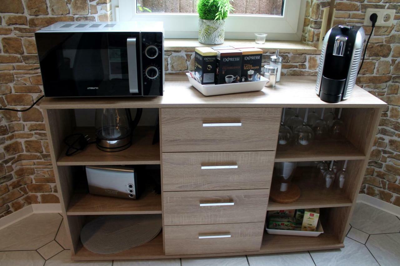 Ferienwohnung " Gecko 2 " Andernach Bagian luar foto