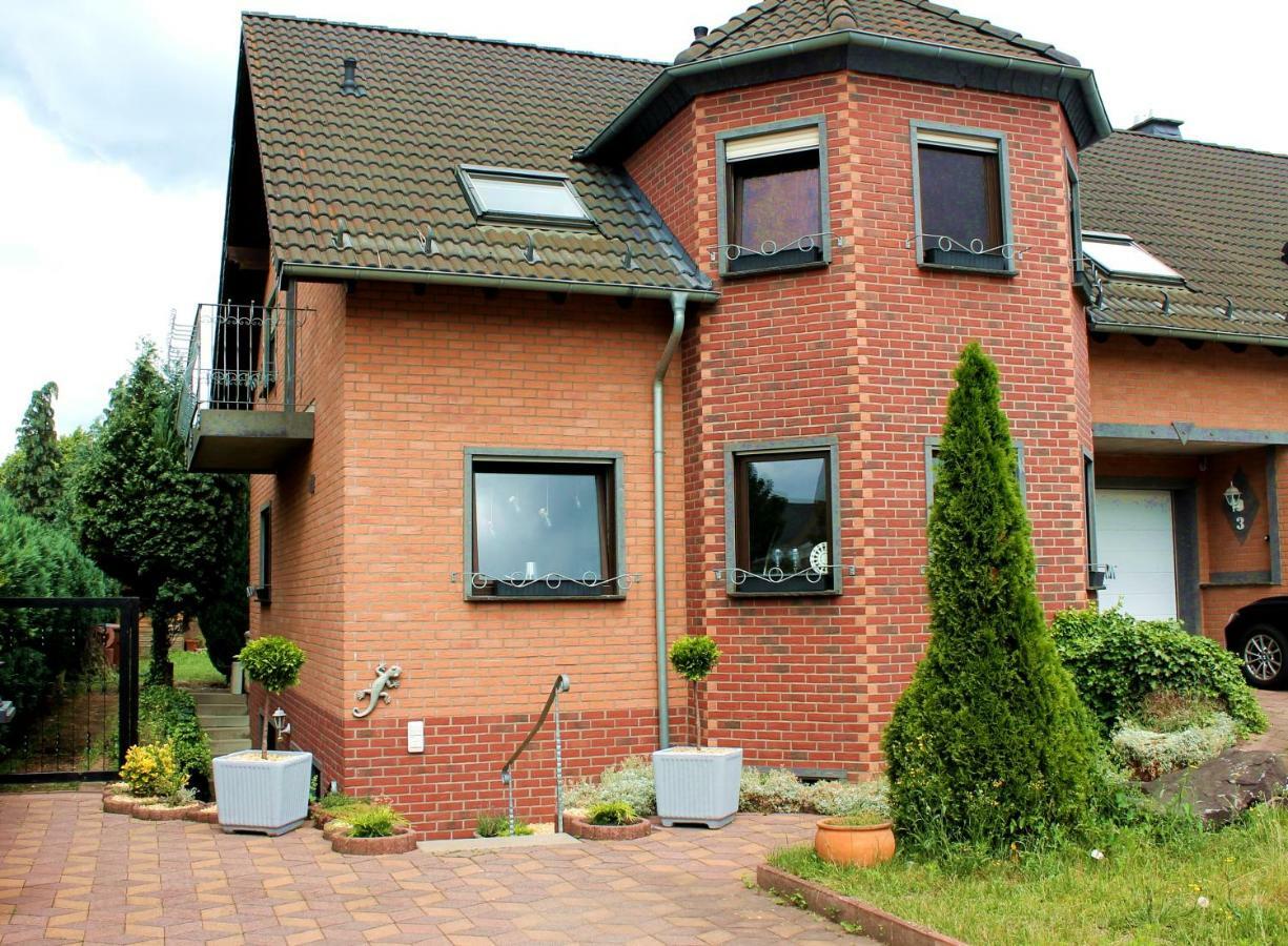 Ferienwohnung " Gecko 2 " Andernach Bagian luar foto