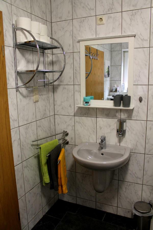 Ferienwohnung " Gecko 2 " Andernach Bagian luar foto