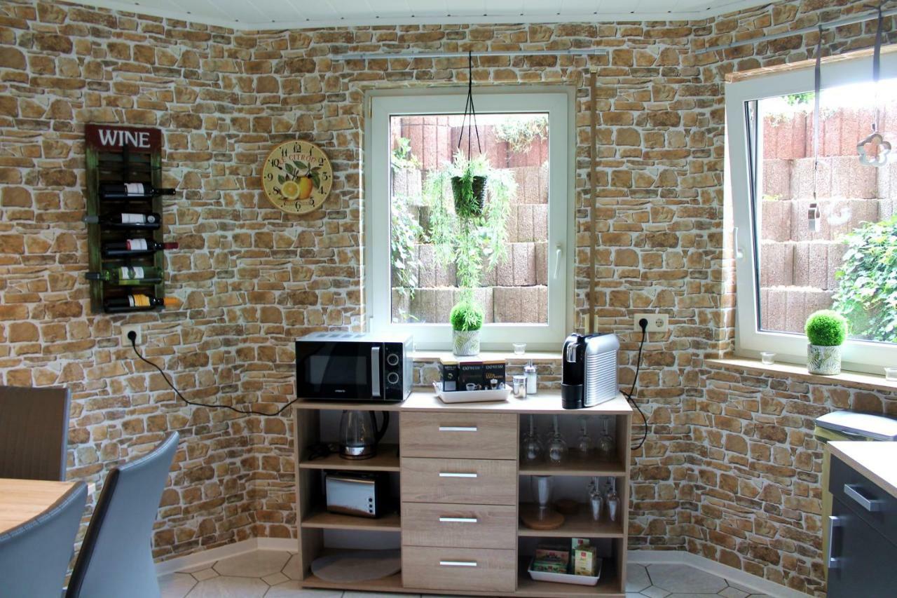 Ferienwohnung " Gecko 2 " Andernach Bagian luar foto