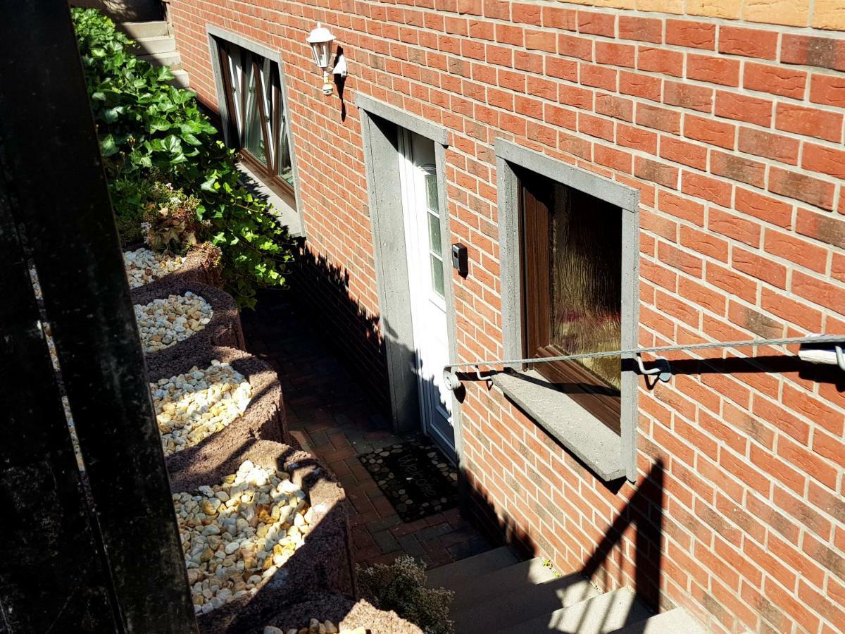 Ferienwohnung " Gecko 2 " Andernach Bagian luar foto